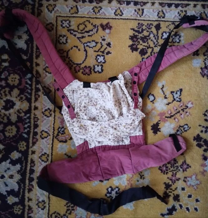 Marsupiu ergonomic utilizat