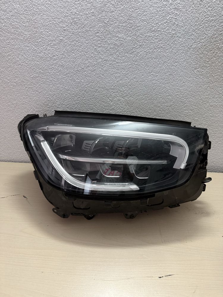 Десен фар Mercedes GLC, Мерцедес ГЛЦ LED ЛЕД