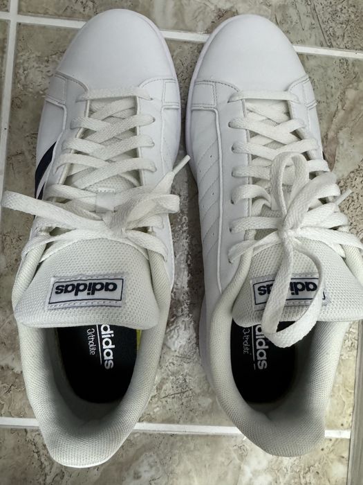 Incaltaminte :ADIDAS . Purtati o singura data ,