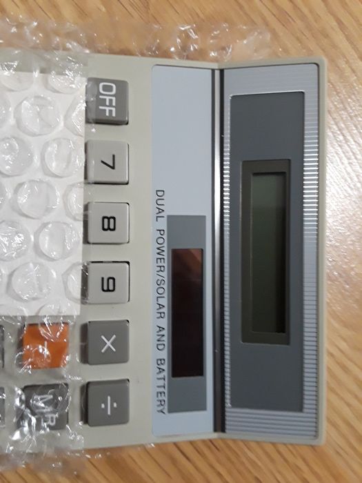 Calculator birou solar+baterie