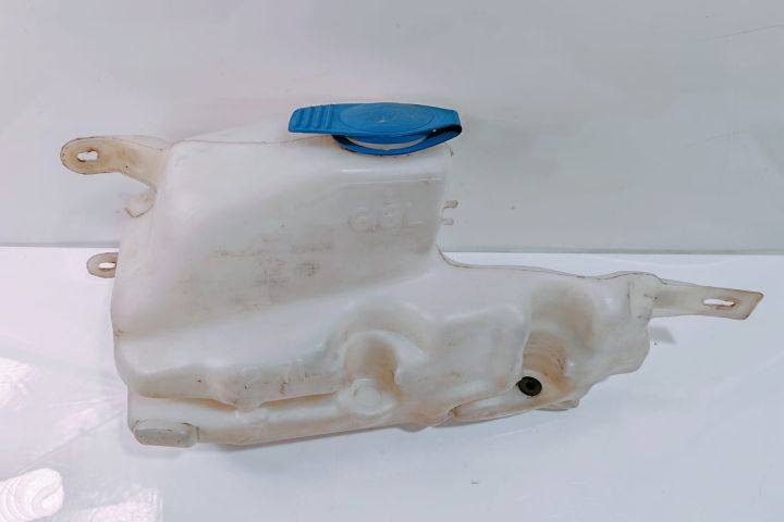 Vas lichid spalator parbriz 6K0955453M/N Seat Ibiza a 2-a generatie