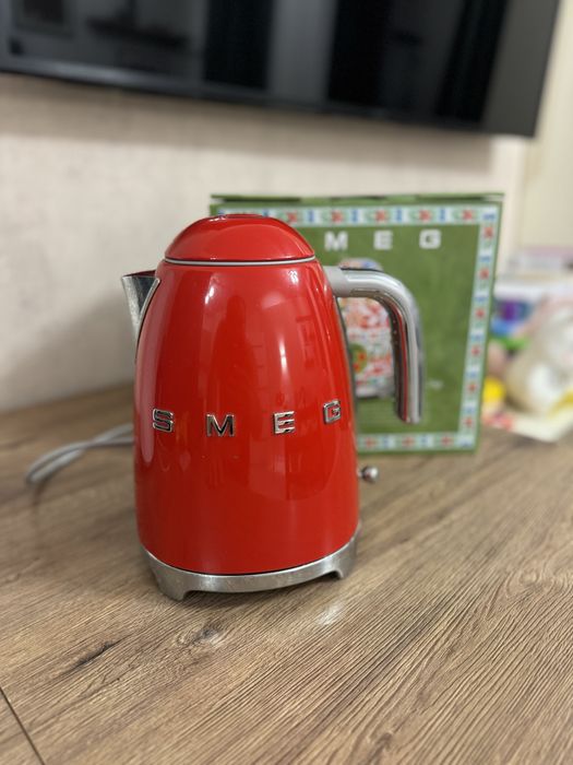 Электрочайник SMEG