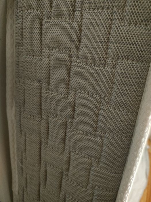 Матрас в отличном состоянии 200×220