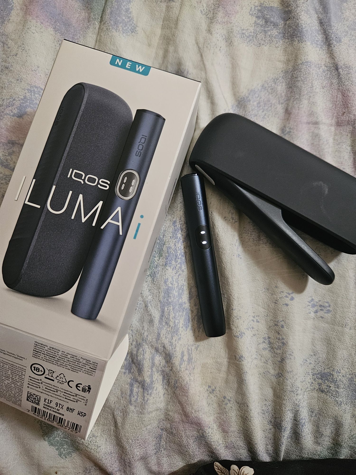 Iqos iluma i.  Midnight black