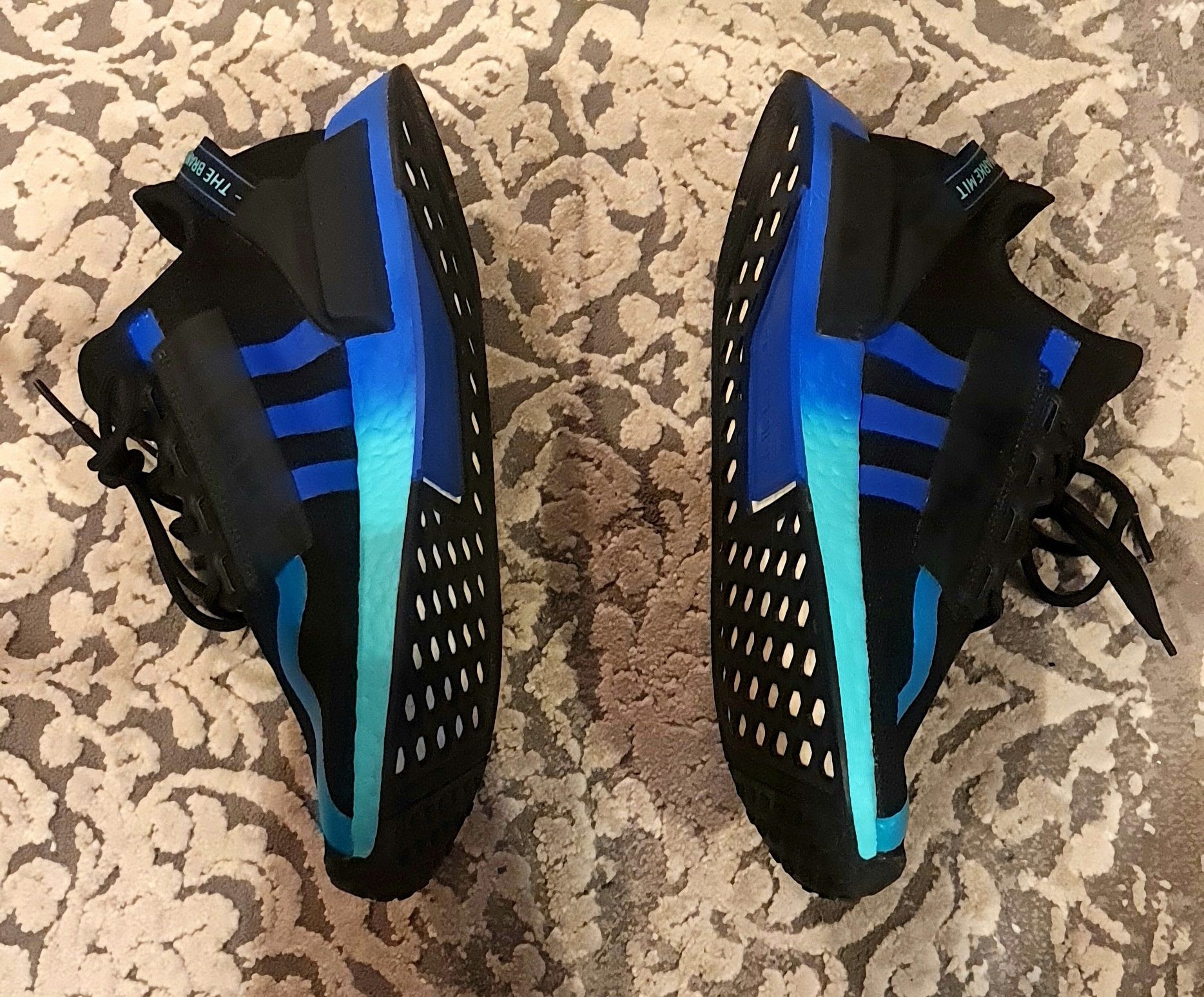 Vand Adidas Originals NMD R1 V2 black aqua ,marimea 46