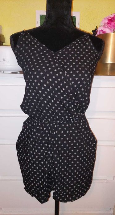 Salopeta scurta Clockhouse petrecuta alb/negru