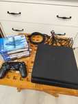 PlayStation 4 Slim + 1 Controler + 7 jocuri + Cabluri