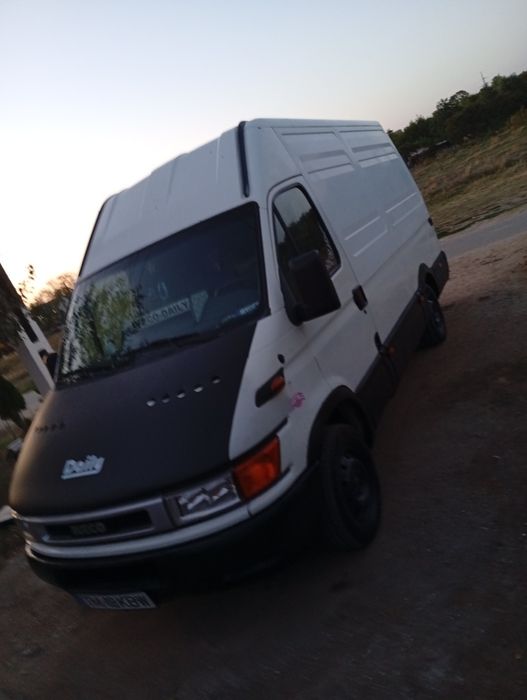 Vând duba Iveco daily