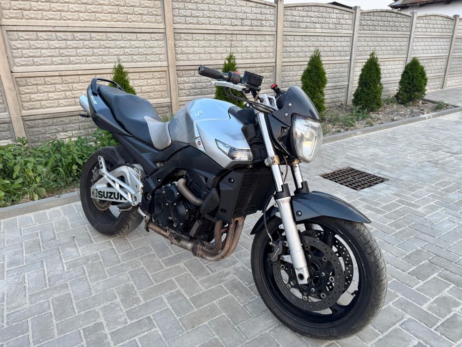 Suzuki GSR 600 2009