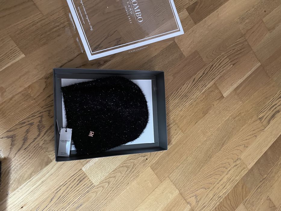 Set ,căciulă si fular