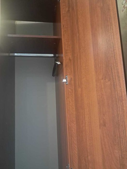 шкаф для одежды в отличном состоянии