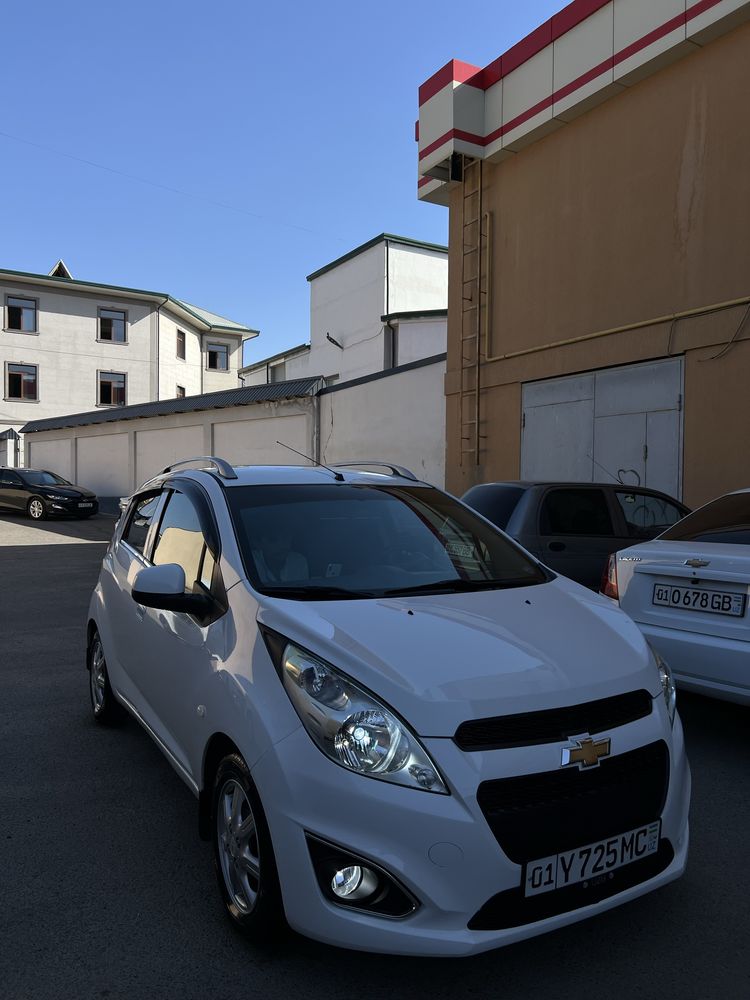 Spark diska sotiladi