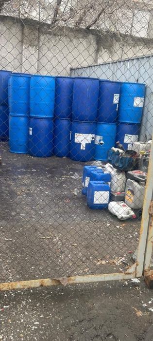 Бочки пластмассовые 220 лит