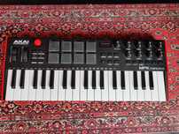 AKAI MPK mini plus - Midi keyboard