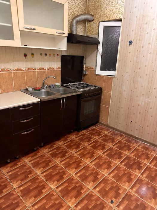 Код 805  Продается 2в3/1/4 ком квартира куйлюк массив 4
