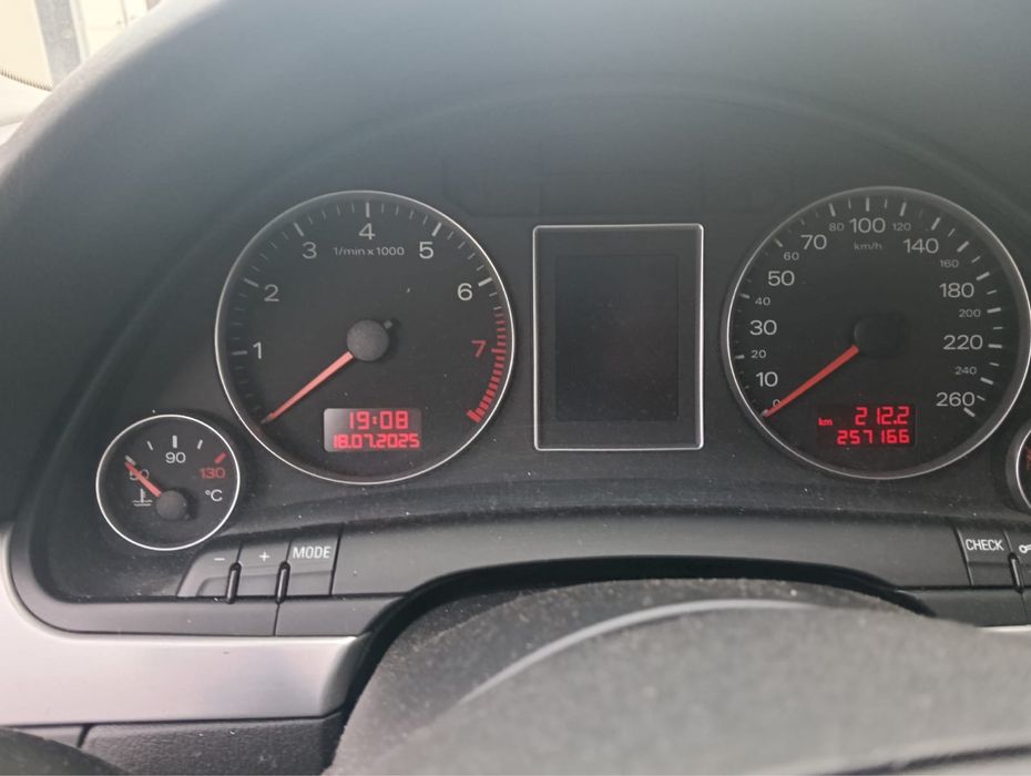 AudiA4 B7 1.6 Benzină