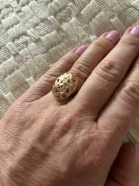 Ажурен златен дамски пръстен