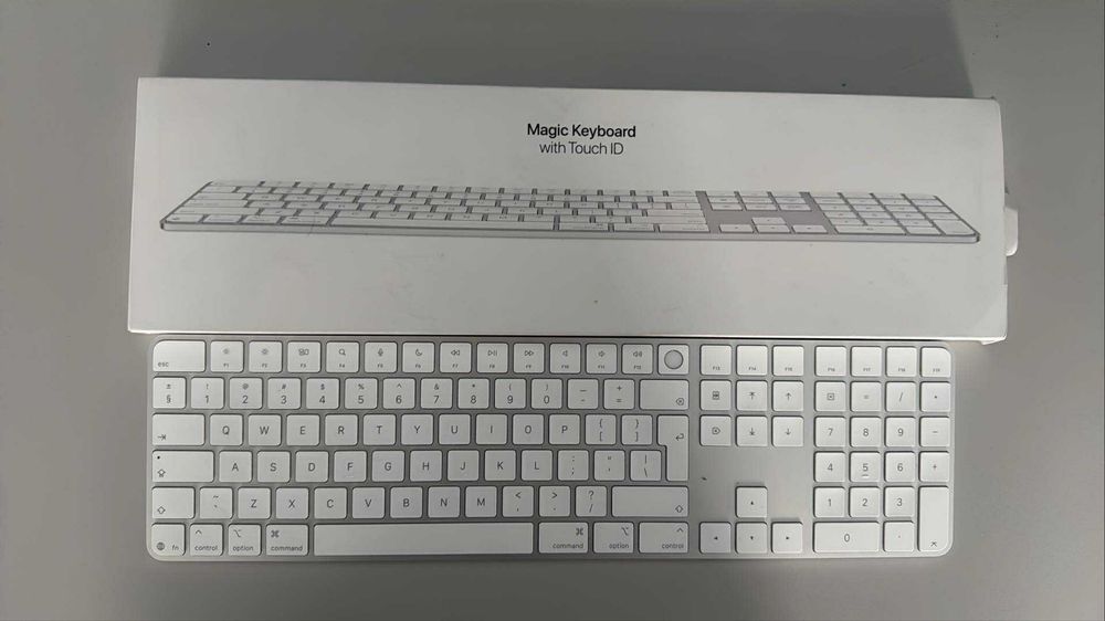 Apple magic keyboard with touch ID