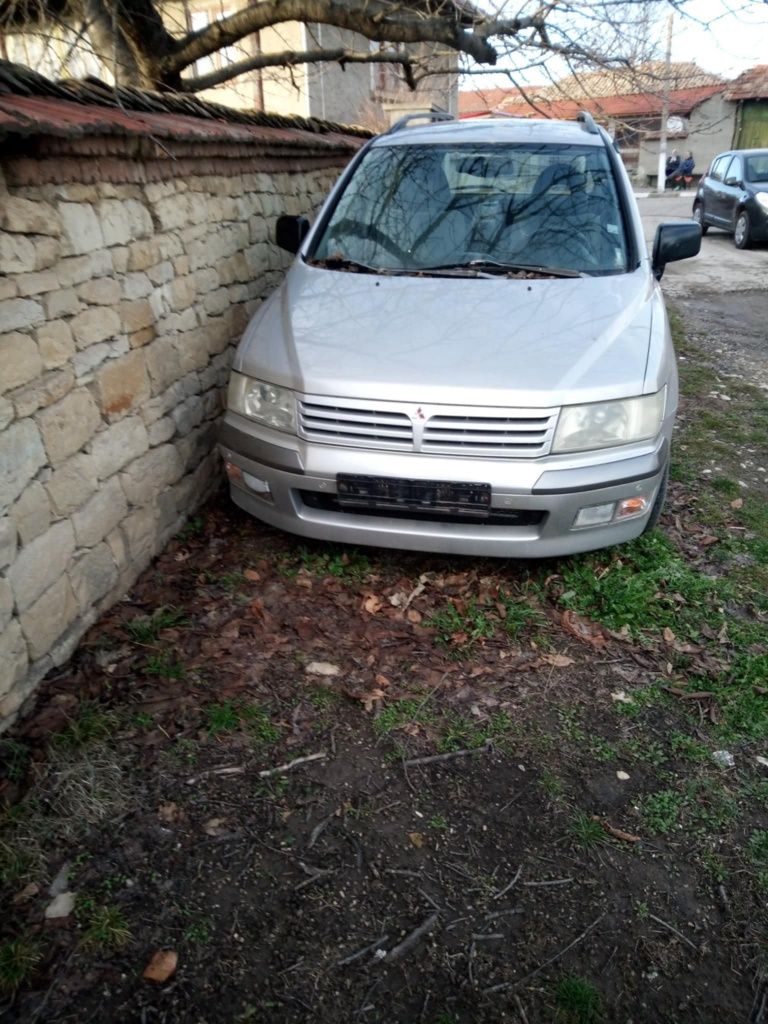 Продавам mitsubishi space wagon на части