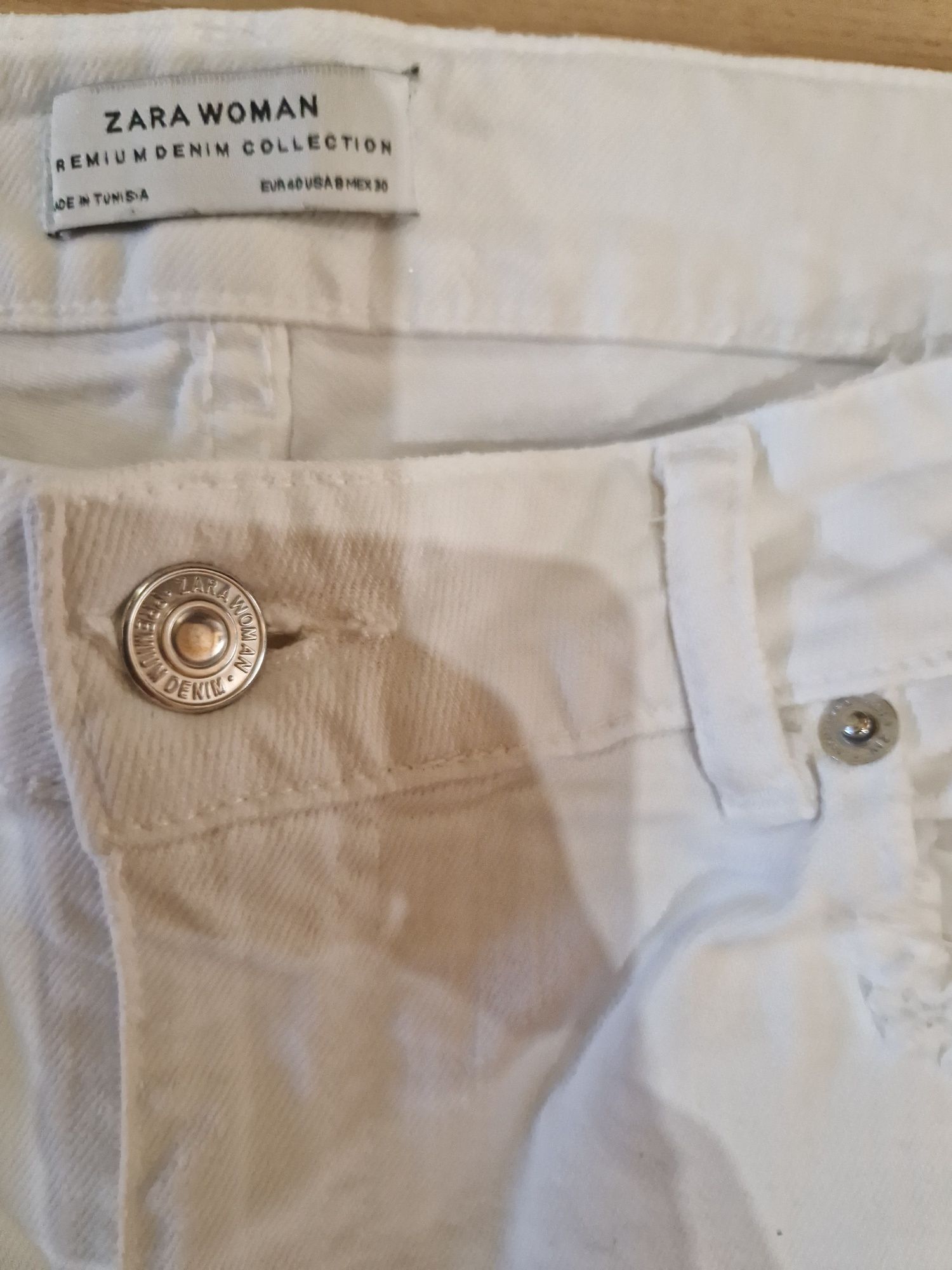 Дамски дънки на Zara