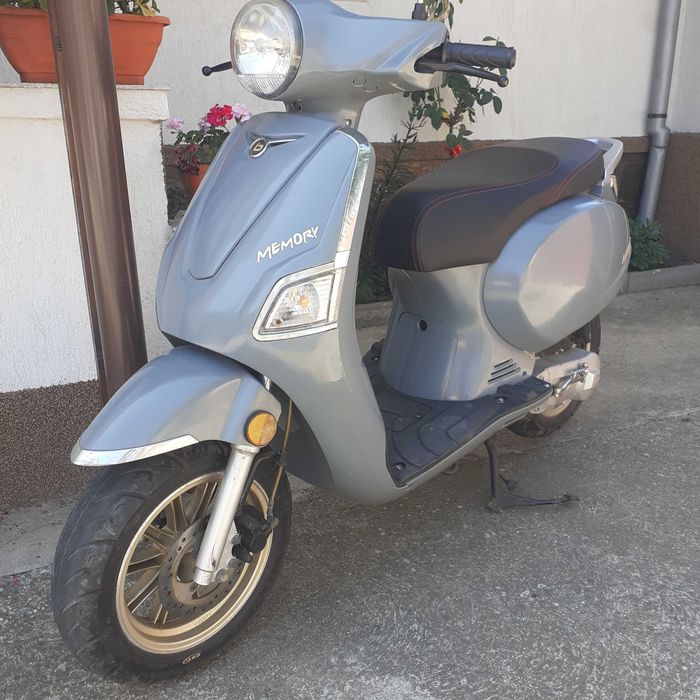 Scuter Belline Memory