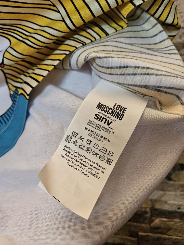 Дамска тениска Love moschino