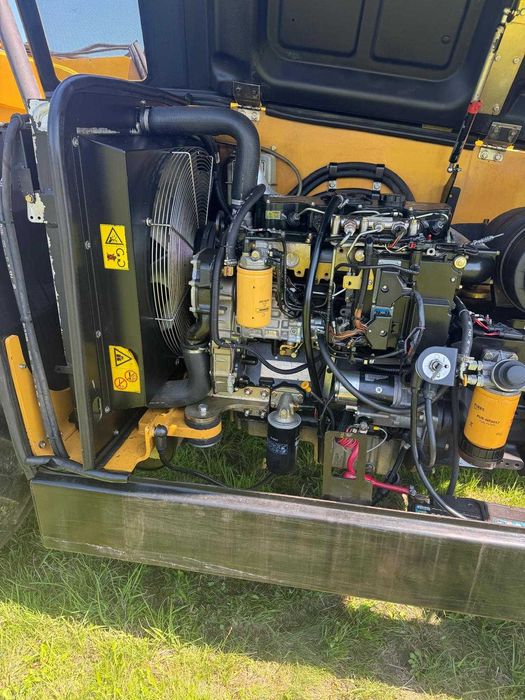 Incarcator frontal CAT telescopic TH337