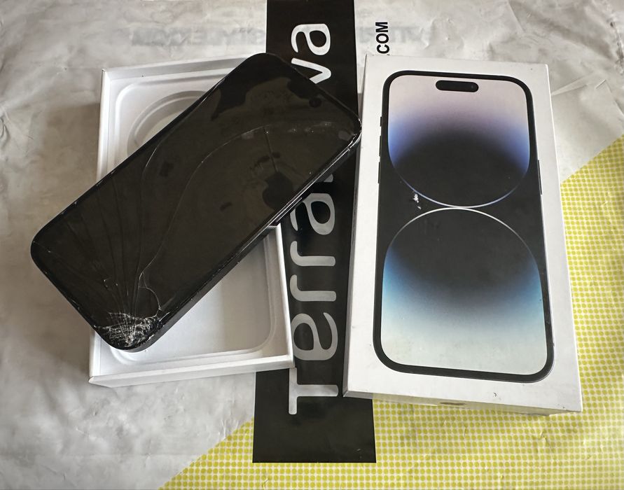 IPhone 14 Pro 128GB счупен