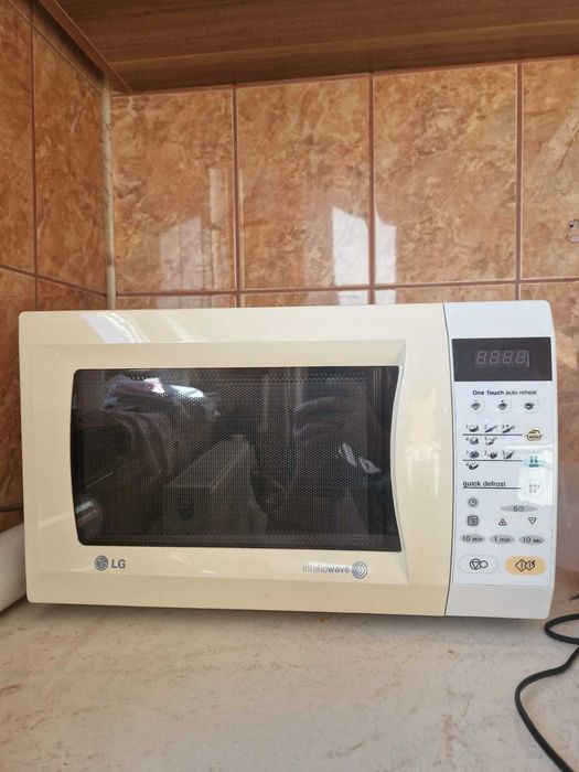 Cuptor cu microunde LG MS-1942E