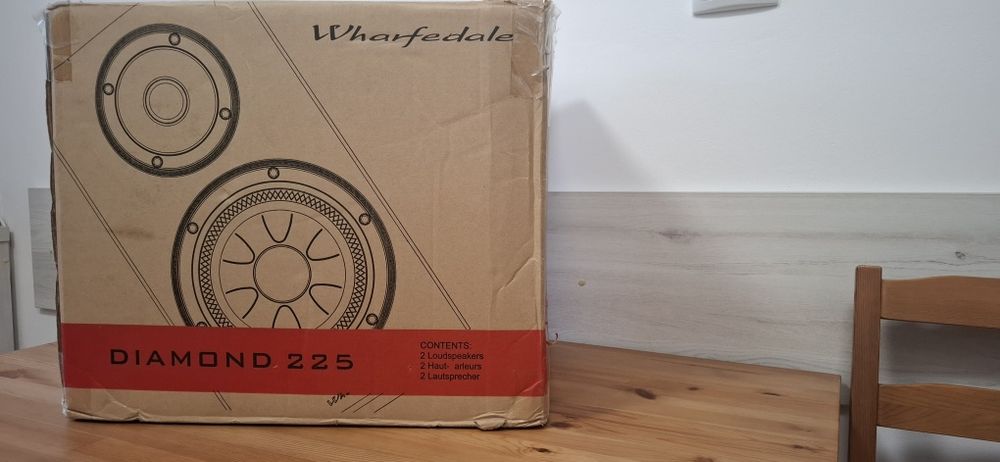 Boxe wharfedale diamond 225