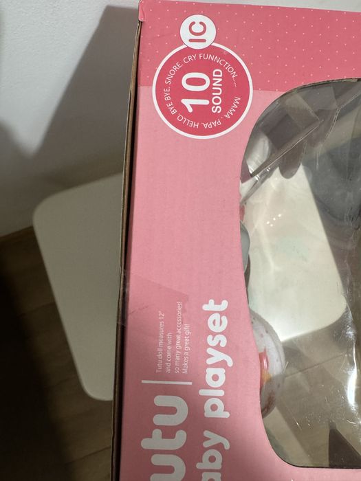 Papusa interactiva bebelus Tutu Love cu accesorii si 10 sunete