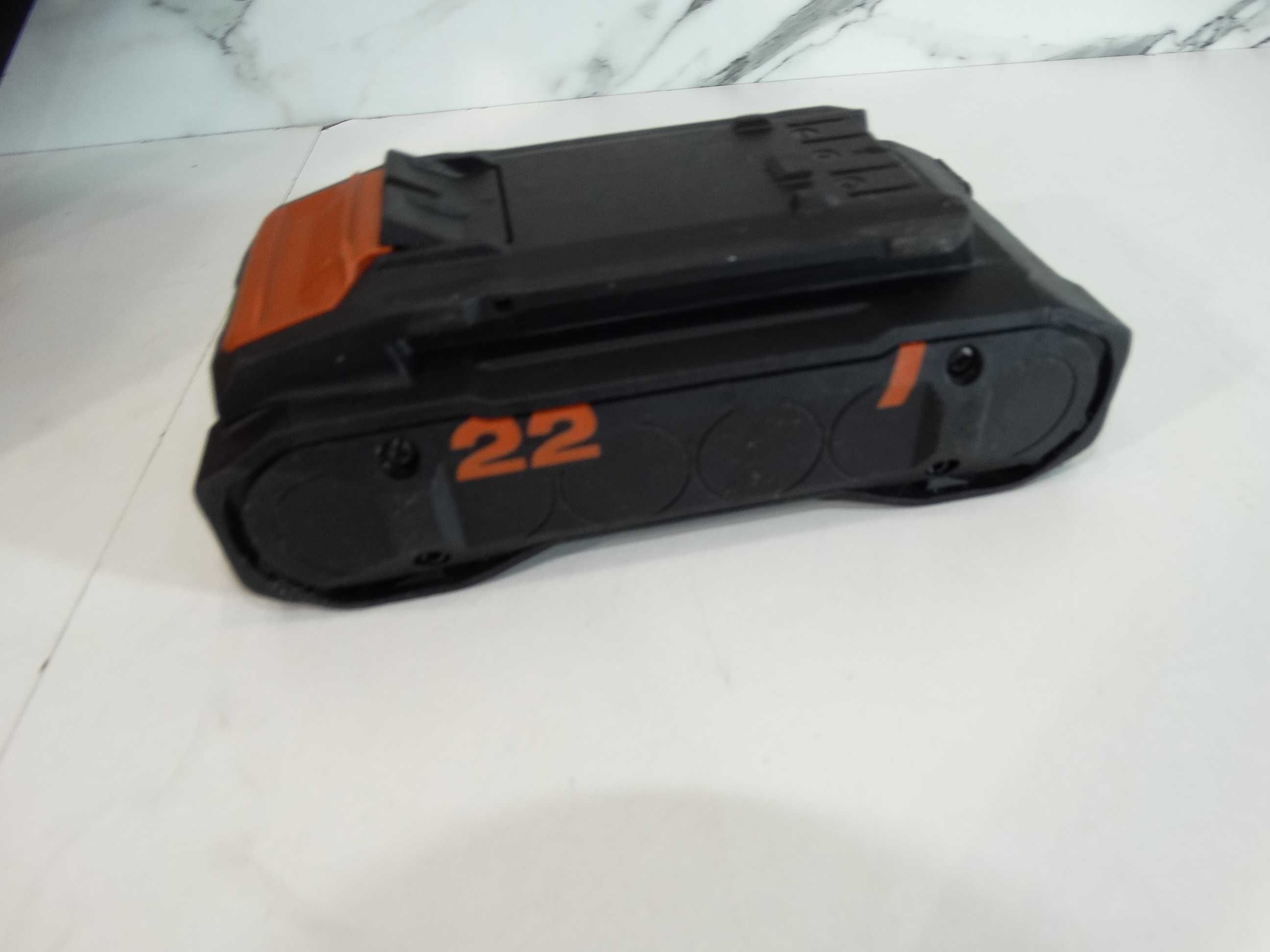 Hilti SC 4MR - 22 / Nuron - Компактен циркуляр за метал