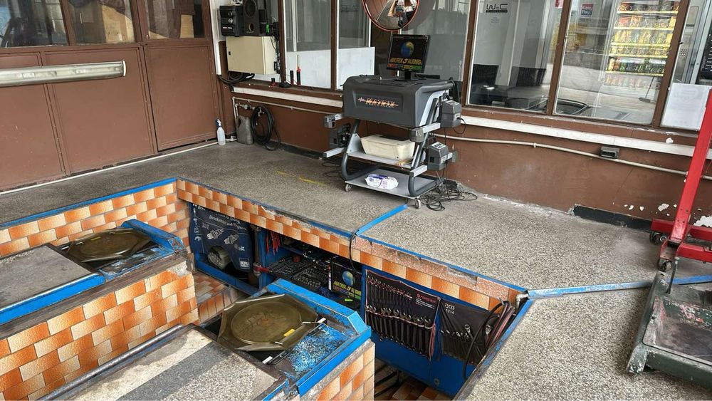 Стенд за  регулиране на геометрия сходимост на автомобили