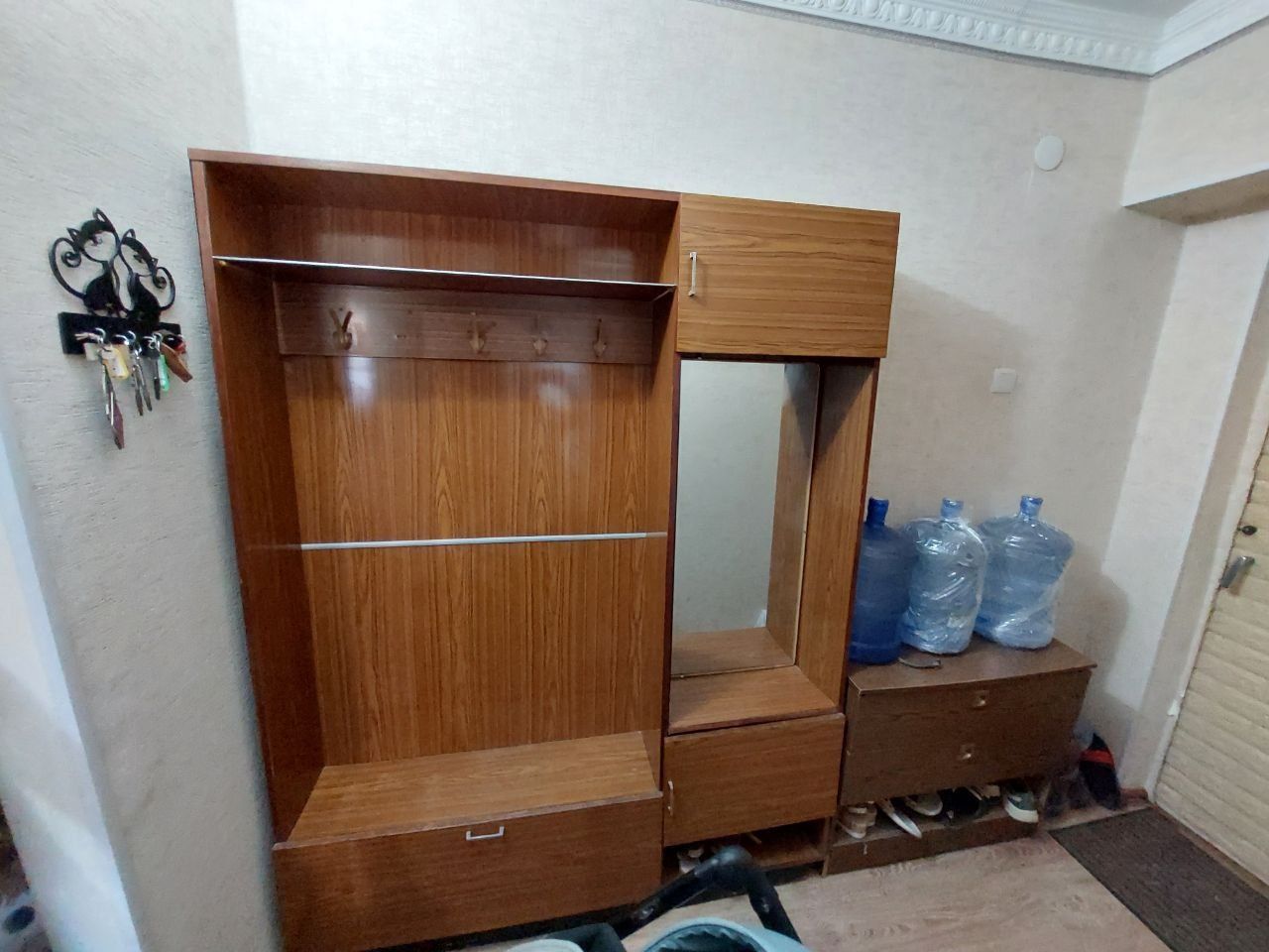 Отдам даром шкаф-прихожая