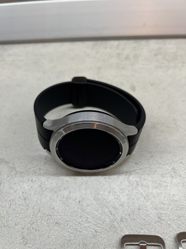 Samsung watch 4 classic  46mm