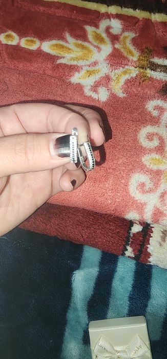 Продаётся серебряный женская Серьги проба 925