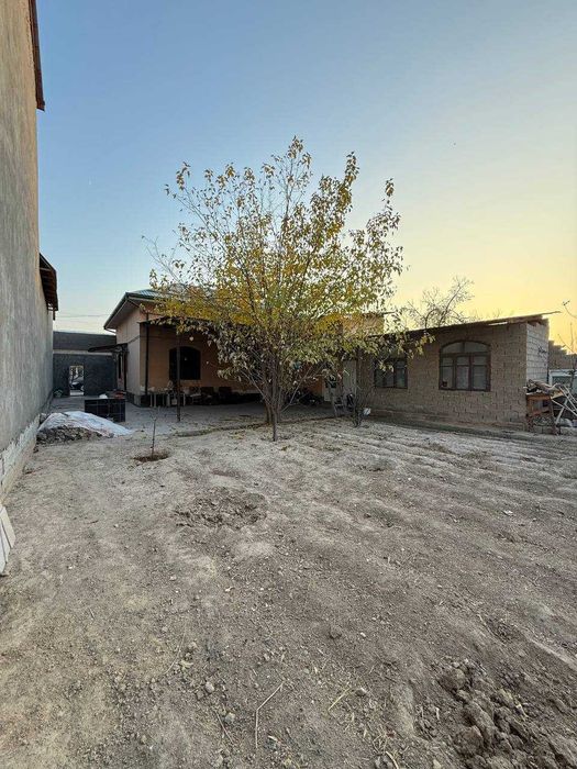 Срочно продается 4-сотик 4-х комн участка в Сергели Ханабад