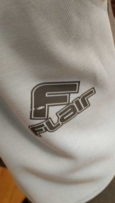 Мъжки екип  Flair