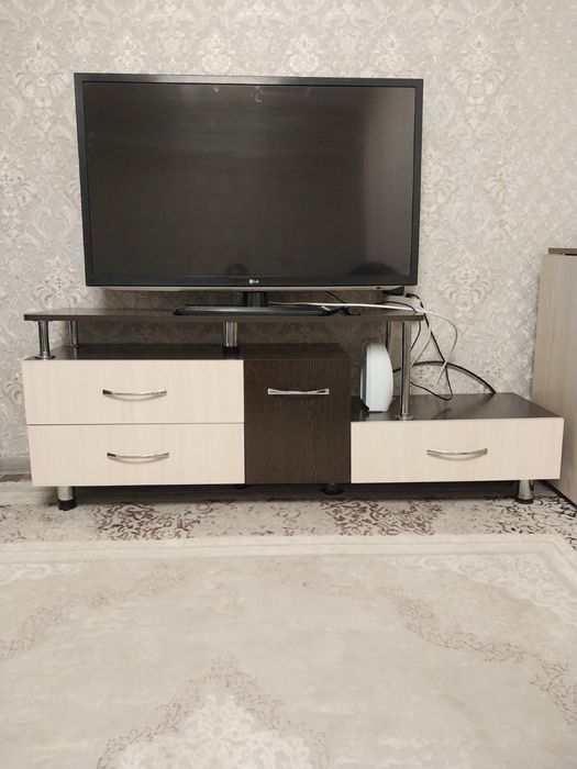 Тумбочка под телевизор