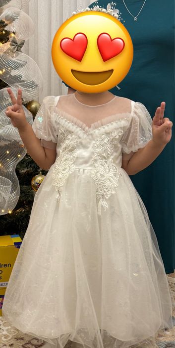 Платье нарядное