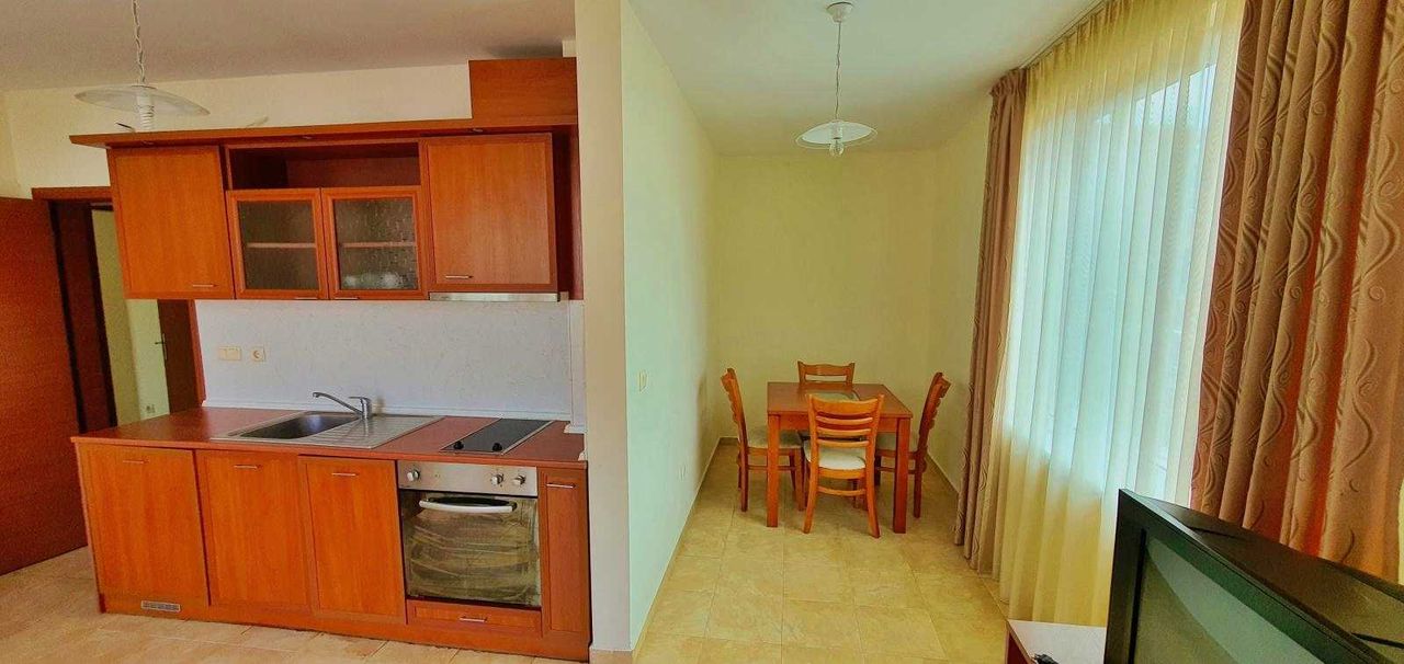 Продава се Двустаен апартамент в с. Равда, Област Бургас - 80 кв.м за 900 €/кв.м - Снимка #4