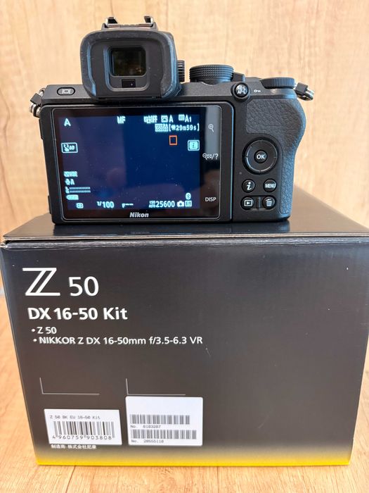 Продавам фотоапарат Nikon Z50 + два обектива + допълнителна батерия