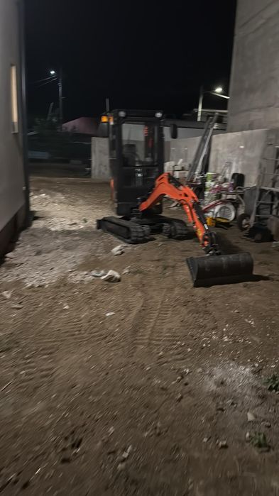 Execut lucrari miniexcavator+transport basculabil