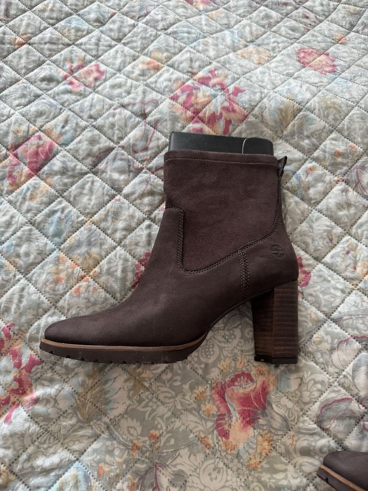 Кафяви боти на Timberland