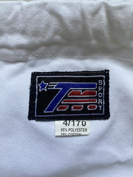 Продам кимоно в отличном состоянии