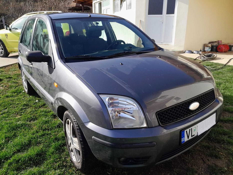 Vand Ford Fusion motor 1,4 an 2005, cutie semiautomata, 161.000 km