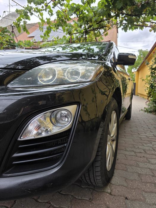 Vând mazda CX7 an fabricatie 2011