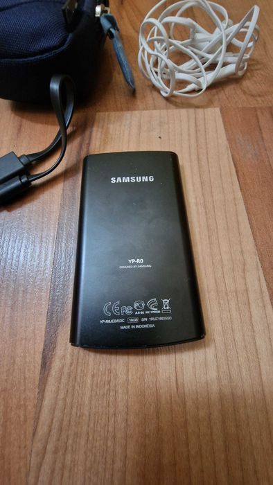 mp3 player Samsung YP-RO 16Gb