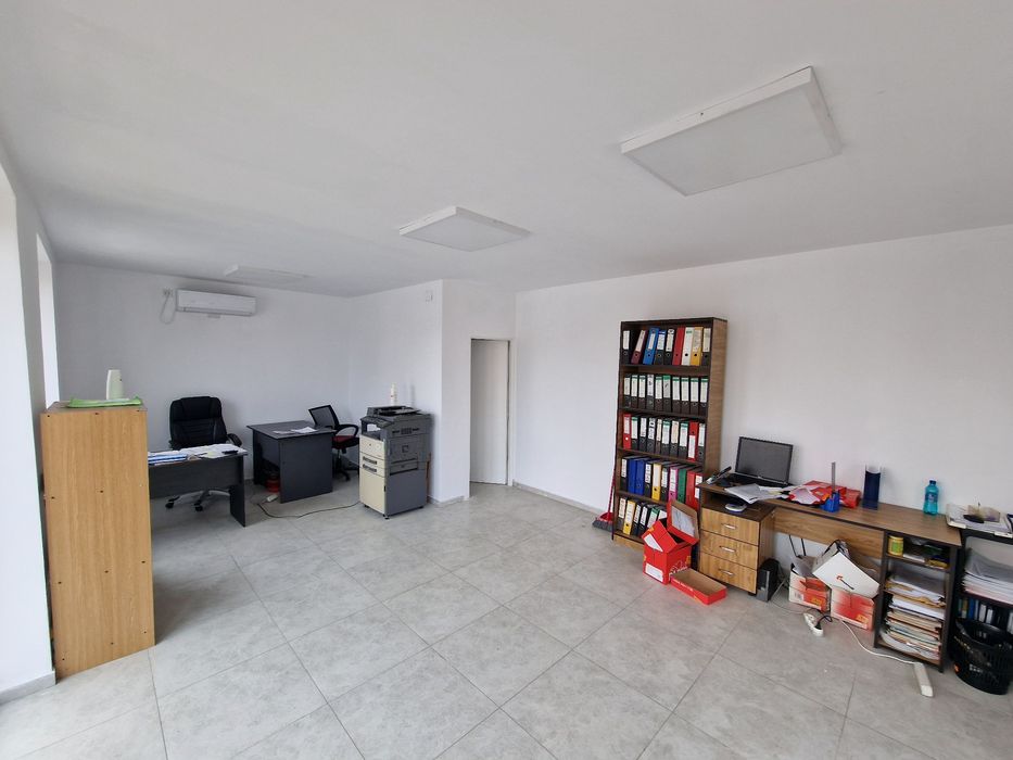 Spațiu comercial  de închiriat Penny Portului-Kik, Blvd Republicii