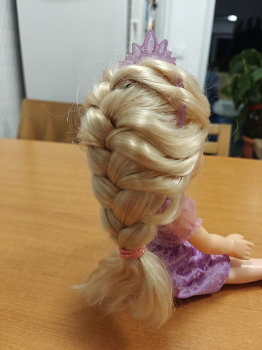 Rapunzel - păpușă Disney Princess